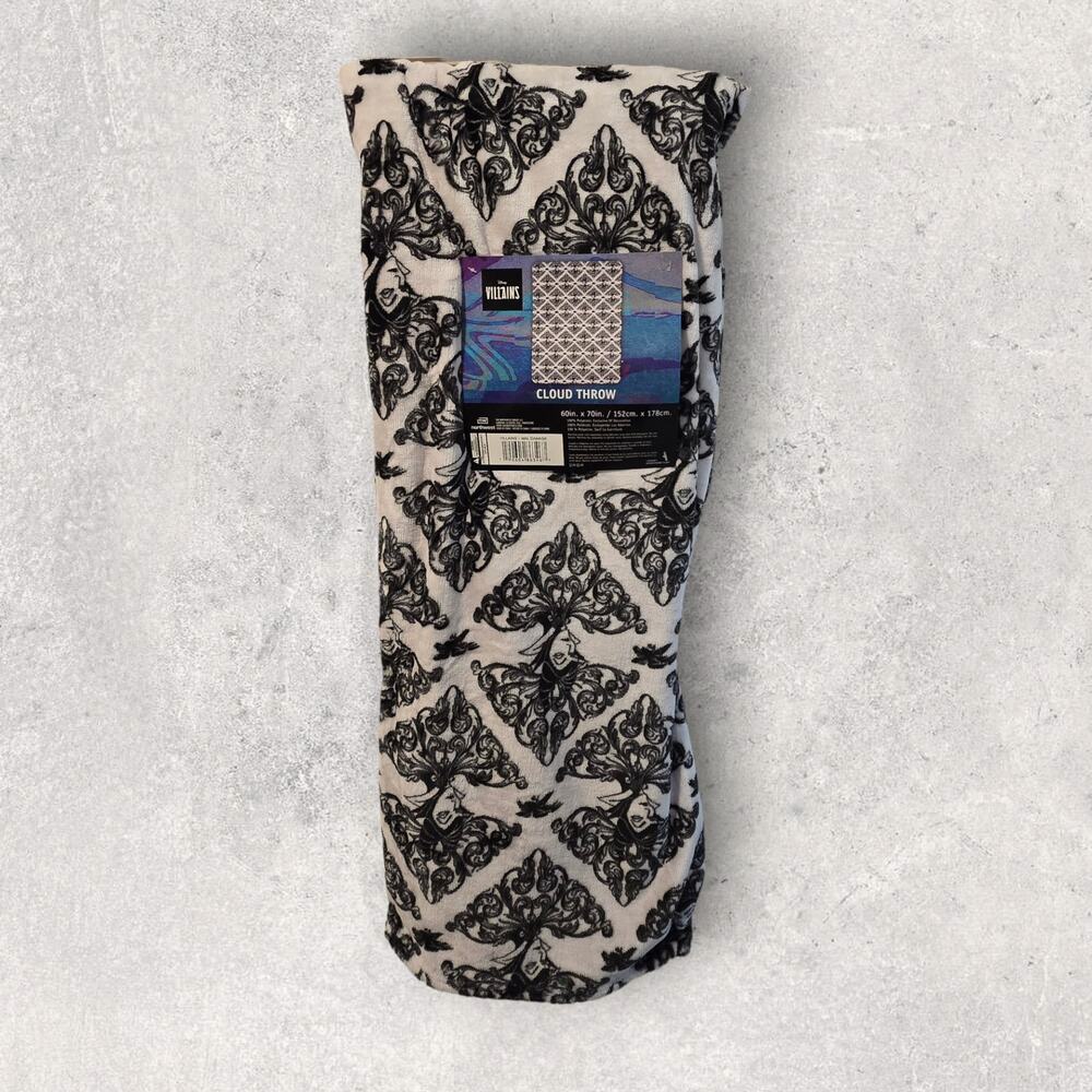 Cloud Blanket - Disney Villains Maleficent - SO SOFT